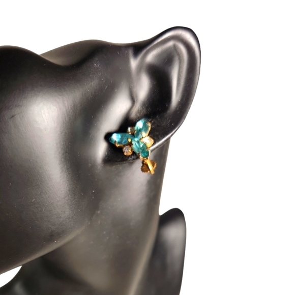 Vintage Jewelry - West Germany Teal & Diamond Screwback Earrings